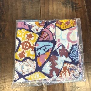 Beautiful scarf/bandana NWT